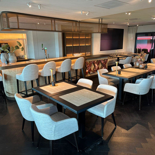 Bar ingericht door Louter bij de Champions Lounge in de Johan Cruijff Arena